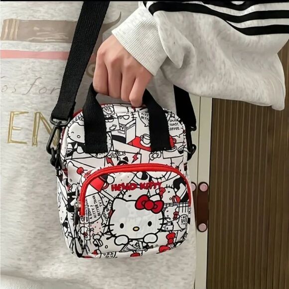 Hello Kitty Mini Bag Purse - Picture 2 of 4